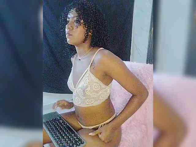 carameldesire0612 webcam