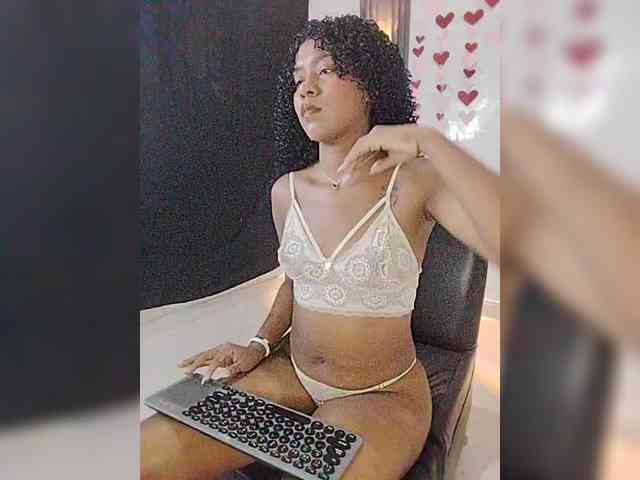 carameldesire0612 webcam