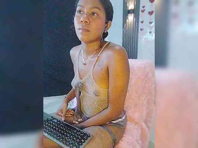 carameldesire0612 webcam