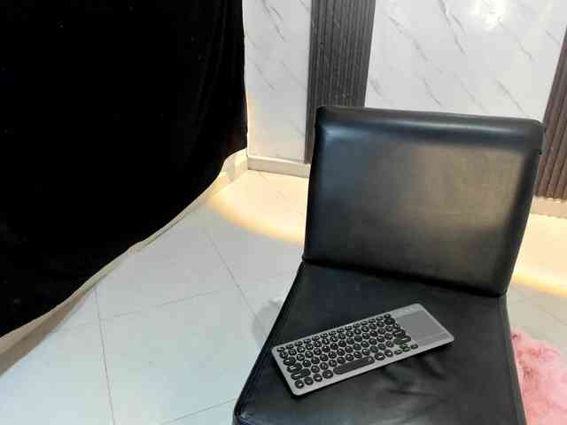 carameldesire0612 webcam