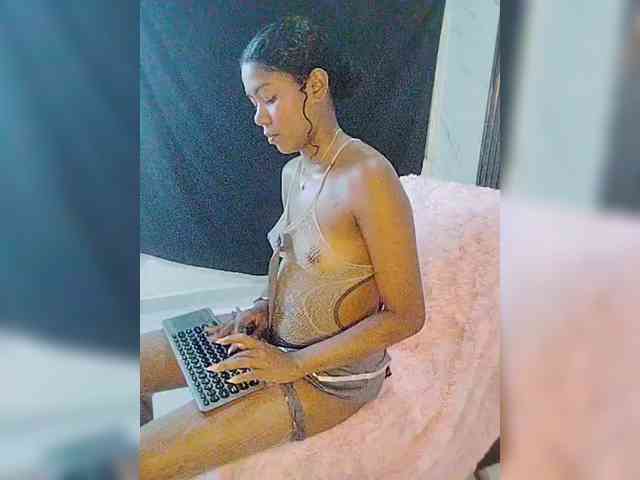 carameldesire0612 webcam