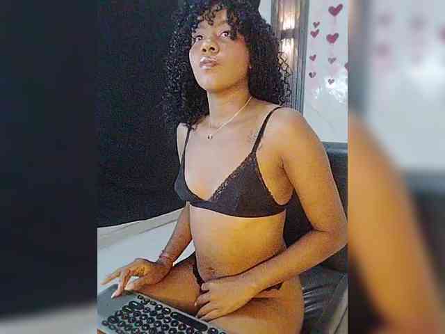 carameldesire0612 webcam