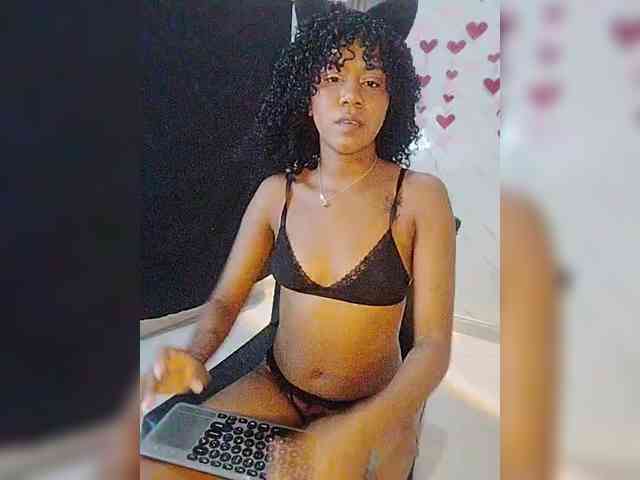 carameldesire0612 webcam