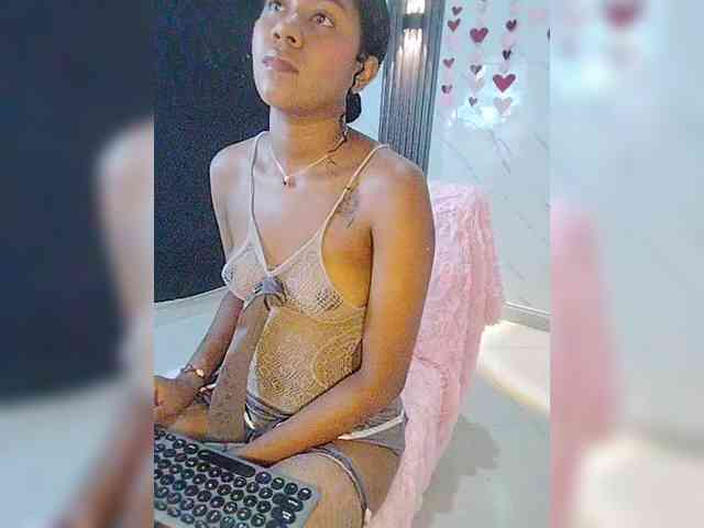 carameldesire0612 webcam