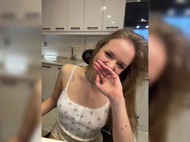 Lunaaaura's BongaCams show and profile