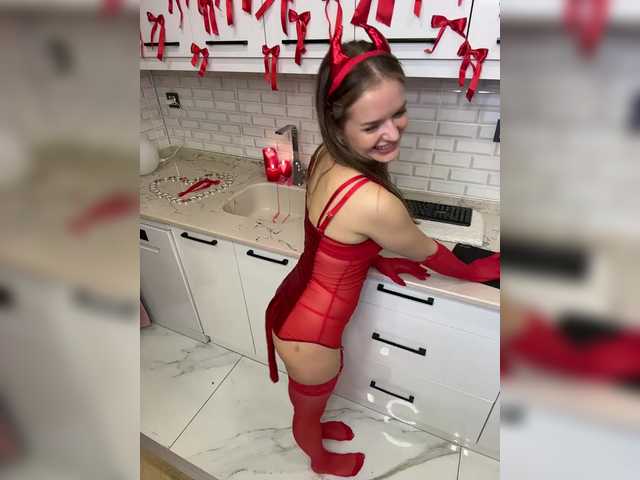 Lunaaaura's BongaCams show and profile