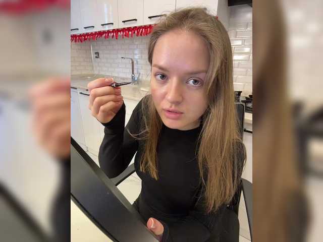 Lunaaaura's BongaCams show and profile