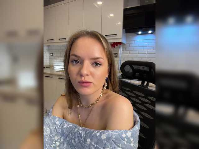 модель Lunaaaura