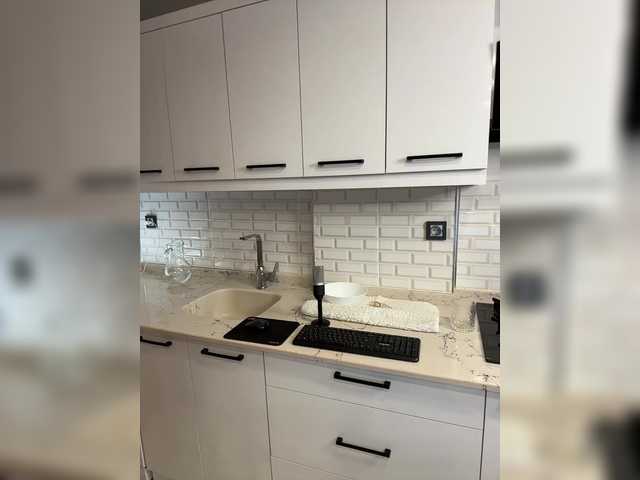 Lunaaaura's BongaCams show and profile