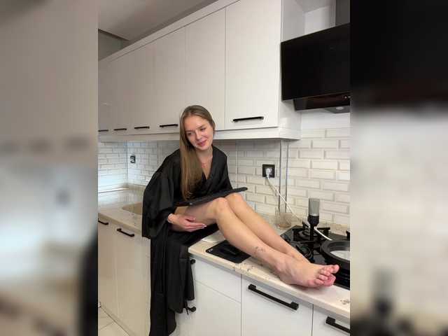 в попе у Lunaaaura