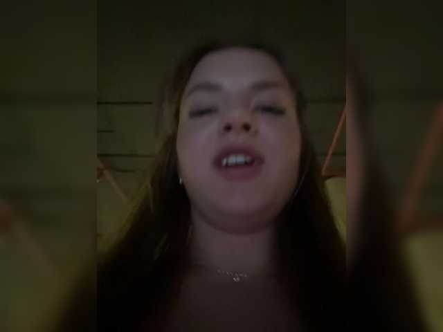 Lunaaaura's BongaCams show and profile