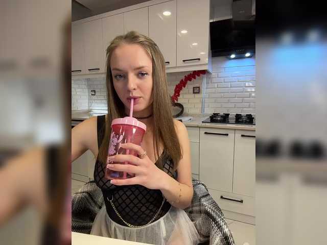 Lunaaaura's BongaCams show and profile