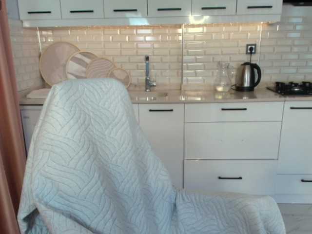 Lunaaaura's BongaCams show and profile