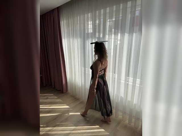 Lunaaaura's BongaCams show and profile