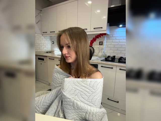 Lunaaaura's BongaCams show and profile