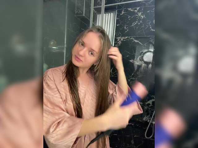 Lunaaaura's BongaCams show and profile