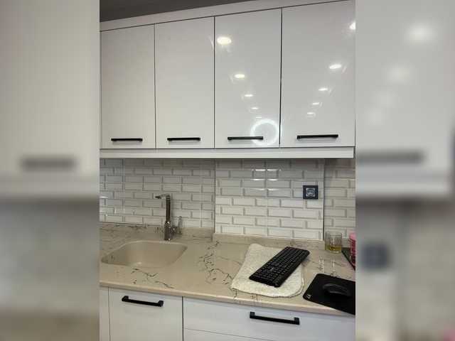 Lunaaaura's BongaCams show and profile