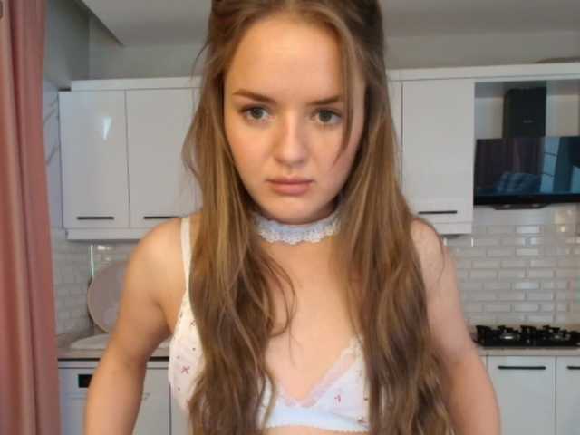 Lunaaaura's BongaCams show and profile