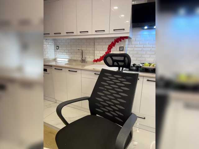 Lunaaaura's BongaCams show and profile