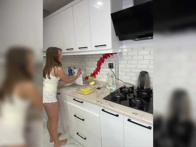 Lunaaaura's BongaCams show and profile