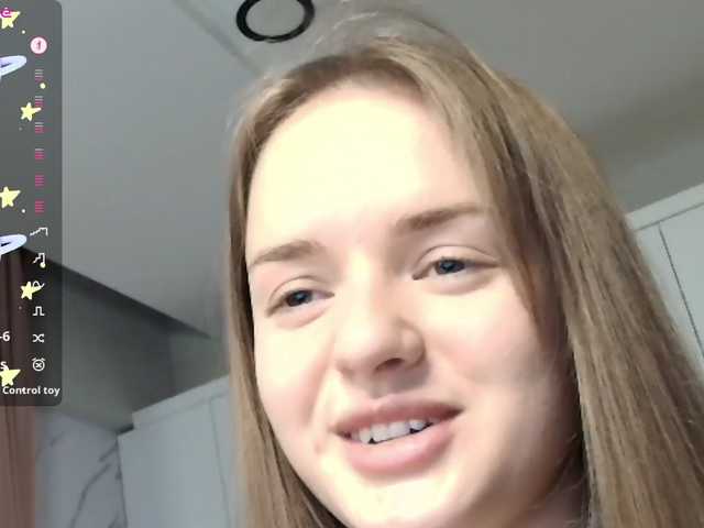 Lunaaaura's BongaCams profile