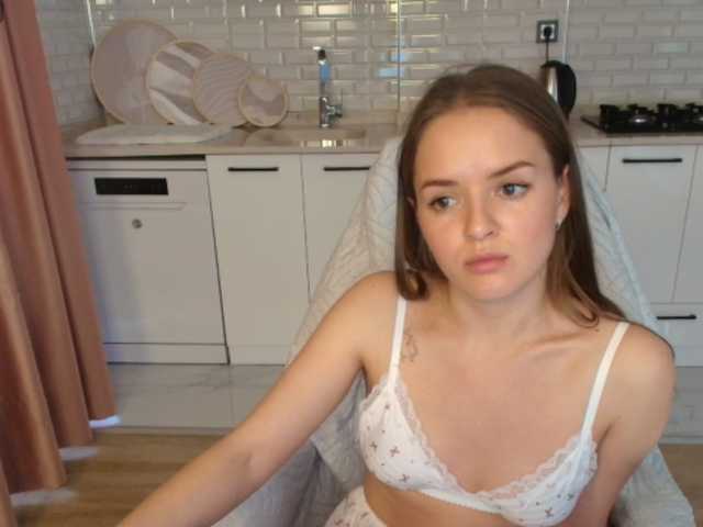 Lunaaaura's BongaCams show and profile