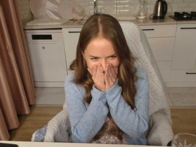 Lunaaaura's BongaCams show and profile