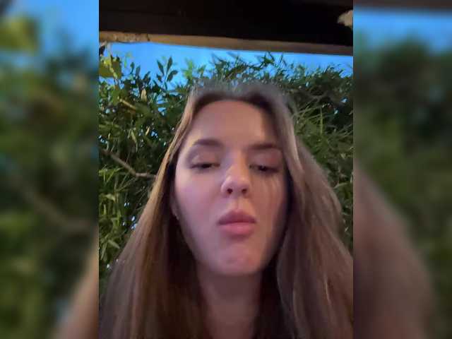 Lunaaaura's BongaCams show and profile