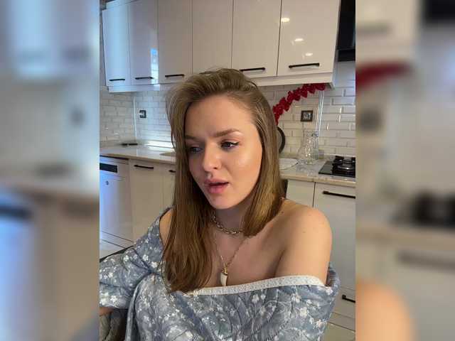 Lunaaaura's BongaCams show and profile