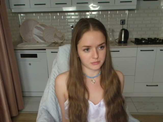 Lunaaaura's BongaCams show and profile