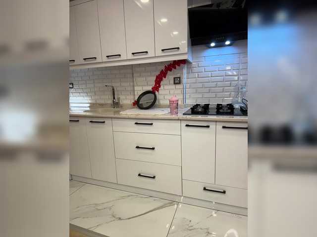 Lunaaaura's BongaCams show and profile