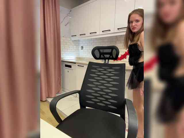 Lunaaaura Live Webcam on BongaCams