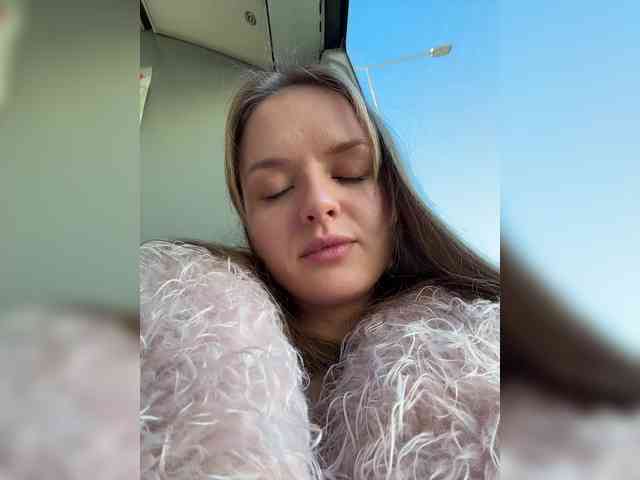 Lunaaaura Live Webcam on BongaCams