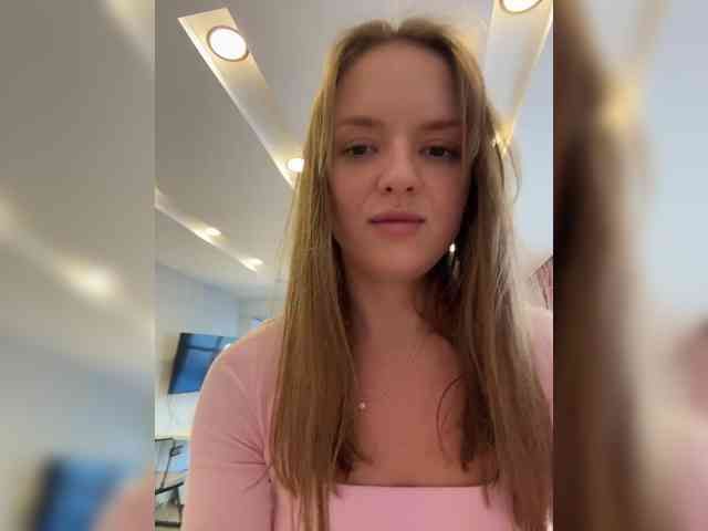 Lunaaaura Live Webcam on BongaCams