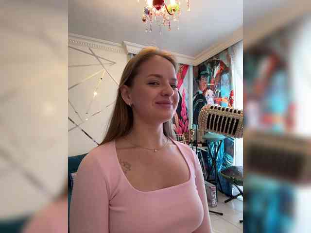 Lunaaaura Live Webcam on BongaCams