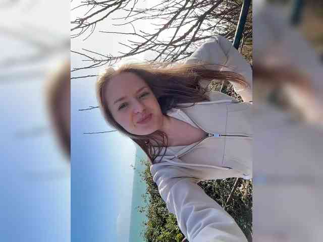 free live porn cam Lunaaaura