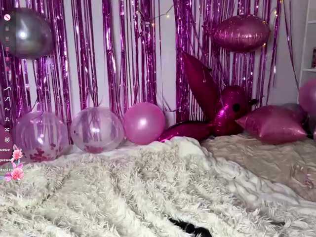 SherrieOmeara's BongaCams show and profile