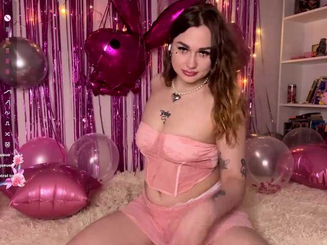 SherrieOmeara's BongaCams show and profile