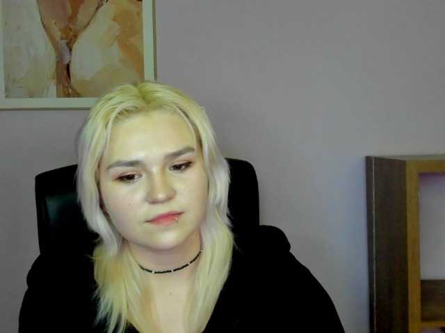 SweetLilyxo webcam