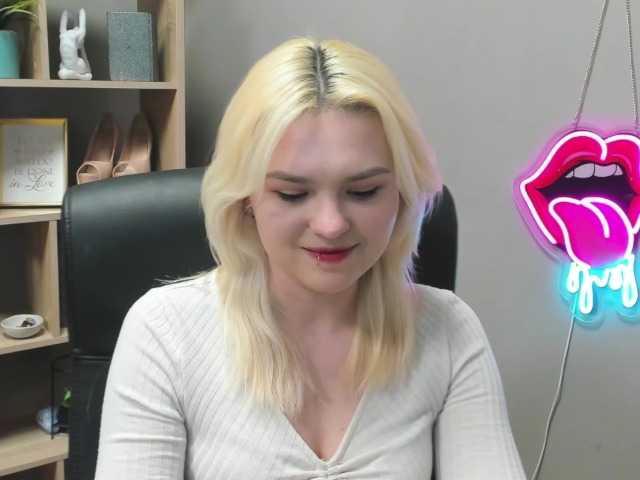 SweetLilyxo Live Cam on BongaCams