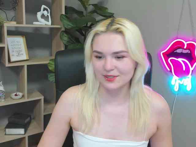 SweetLilyxo Live Webcam on BongaCams