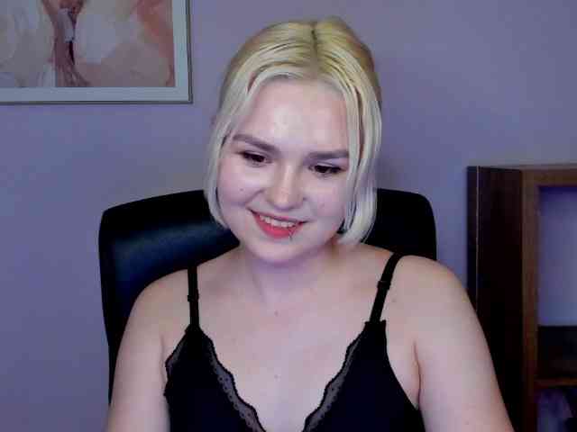 SweetLilyxo webcam