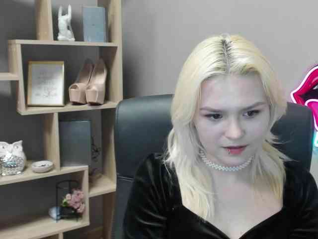 SweetLilyxo SweetLilyxo