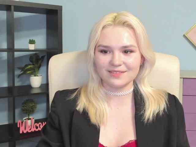 SweetLilyxo Live Webcam on BongaCams