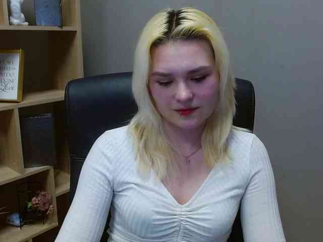 SweetLilyxo Live Webcam on BongaCams