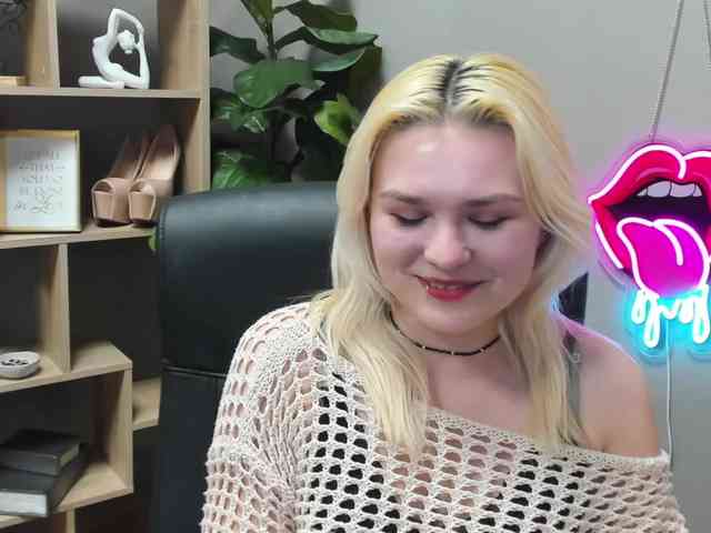 SweetLilyxo SweetLilyxo