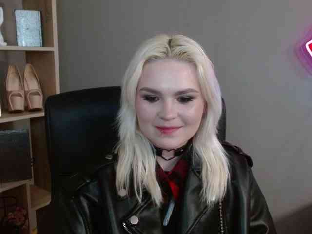 SweetLilyxo SweetLilyxo