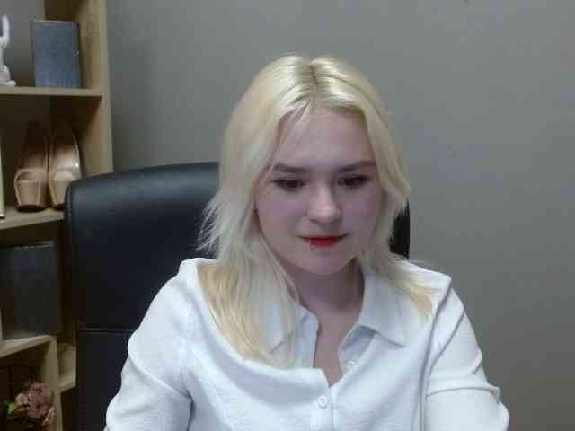 SweetLilyxo Live Webcam on BongaCams