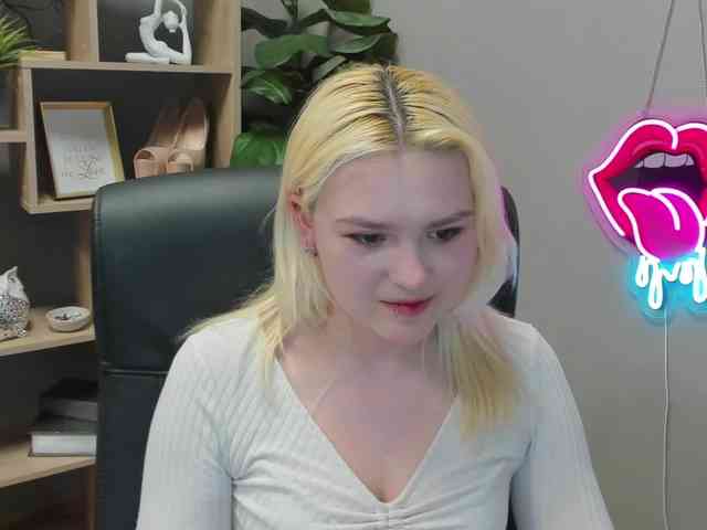 SweetLilyxo Live Webcam on BongaCams