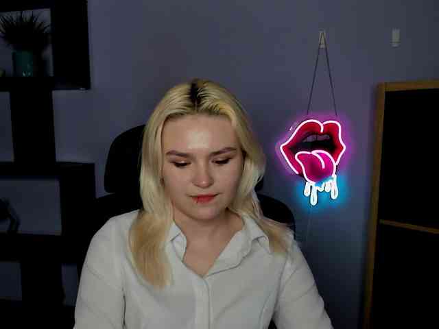 SweetLilyxo SweetLilyxo